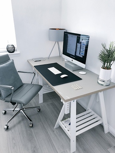 Afstelling bureau en bureaustoel Afstelling bureau en bureaustoel